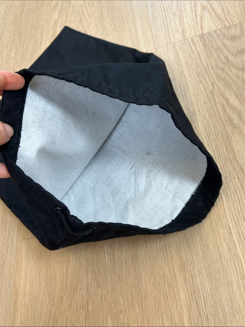 Saint Laurent Lined Drawstring Dust Bag - Picture 3 of 3